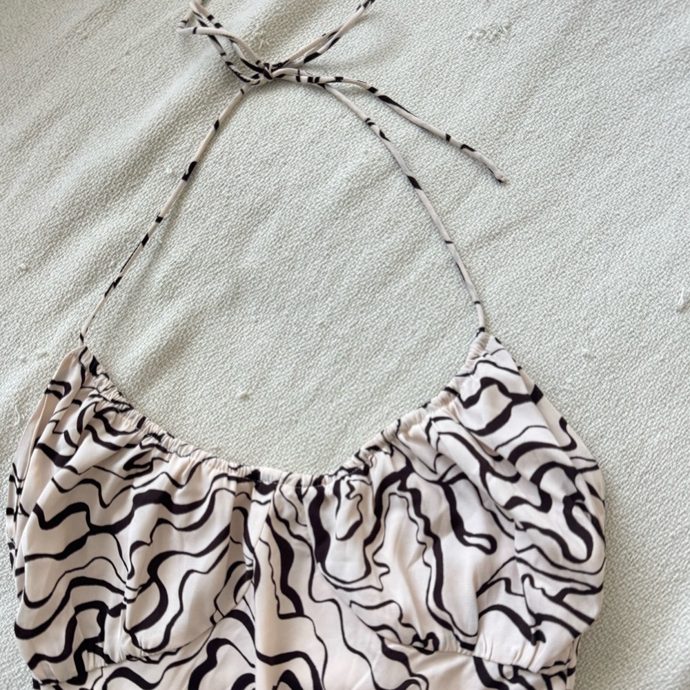 Abercrombie Halter Ruched Mini Dress. - Picture 2 of 7